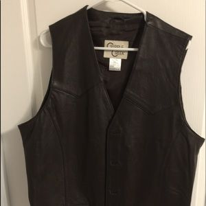 Men’s button front, leather vest